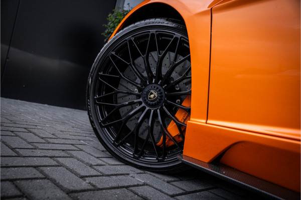 Lamborghini Aventador 6.5 V12 S - Arancio Atlas | Roadster | Lift | Personam + Carbon Package | Sensonum Lamborghini Aventador 6.5 V12 S - Arancio Atlas | Roadster | Lift | Personam + Carbon Package | Sensonum