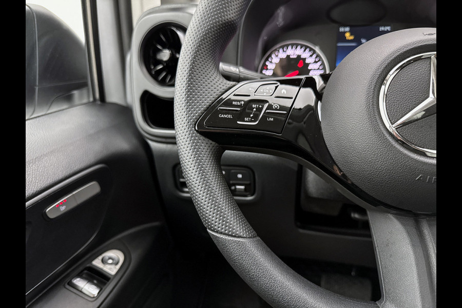 Mercedes-Benz Vito 116 CDI L2 Pro Parkeerpakket Achterklep Trekhaak Achteruitrijcamera Apple Carplay/Android Auto Betimmering Cruise Control