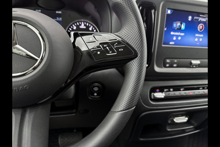 Mercedes-Benz Vito 116 CDI L2 Pro Parkeerpakket Achterklep Trekhaak Achteruitrijcamera Apple Carplay/Android Auto Betimmering Cruise Control