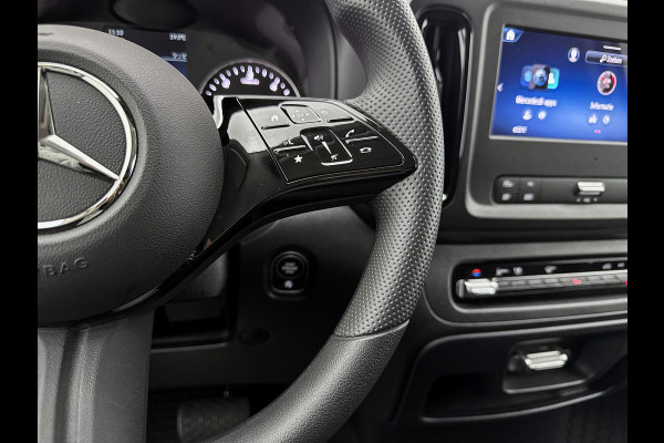 Mercedes-Benz Vito 116 CDI L2 Pro Parkeerpakket Achterklep Trekhaak Achteruitrijcamera Apple Carplay/Android Auto Betimmering Cruise Control