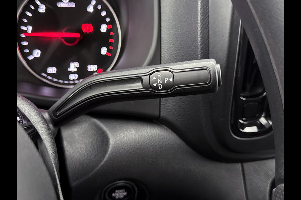 Mercedes-Benz Vito 116 CDI L2 Pro Parkeerpakket Achterklep Trekhaak Achteruitrijcamera Apple Carplay/Android Auto Betimmering Cruise Control