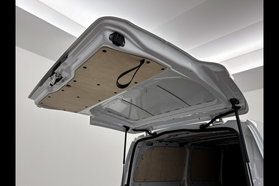 Mercedes-Benz Vito 116 CDI L2 Pro Parkeerpakket Achterklep Trekhaak Achteruitrijcamera Apple Carplay/Android Auto Betimmering Cruise Control