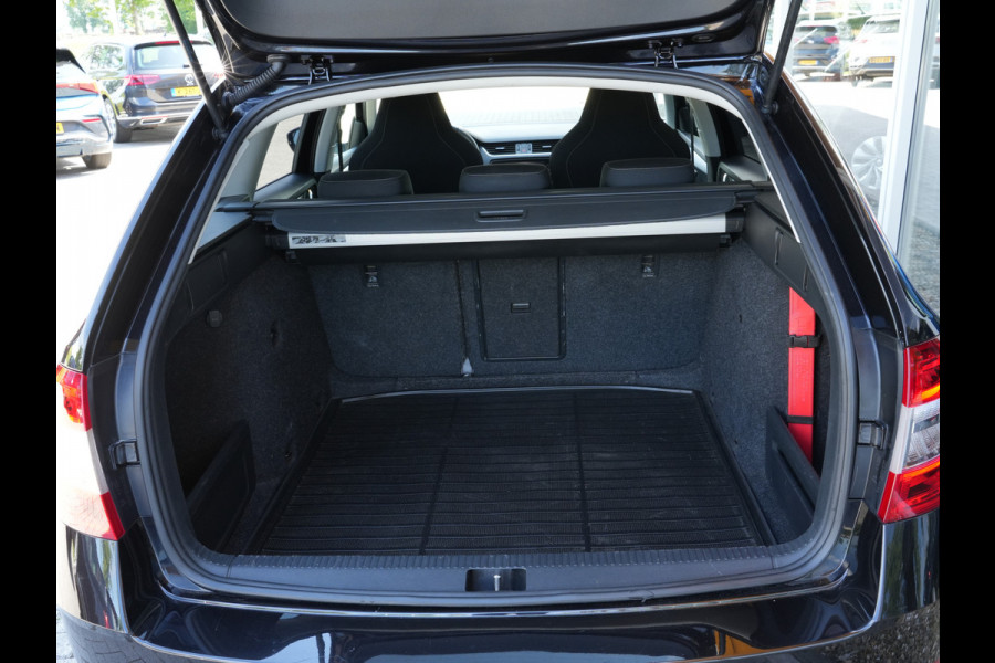 Škoda Octavia Combi 1.0 TSI Greentech Ambition Business | Navi | Trekhaak | Stoelverwarming