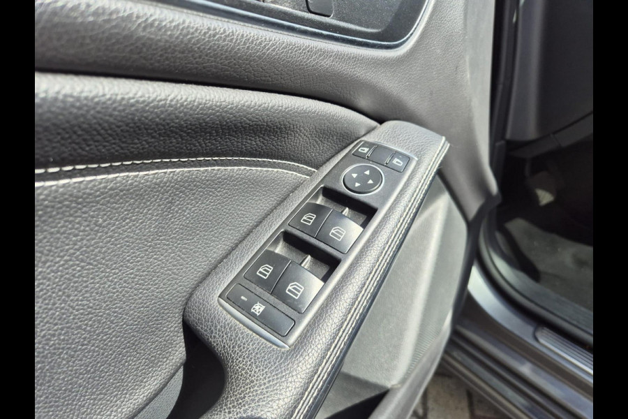 Mercedes-Benz CLA-Klasse Shooting Brake 180 Business Solution | schuifdak | halfleder | navigatie | stoelverwarming | trekhaak wegklapbaar Mercedes-Benz CLA-Klasse Shooting Brake 180 Business Solution | schuifdak | halfleder | navigatie | stoelverwarming | trekhaak wegklapbaar