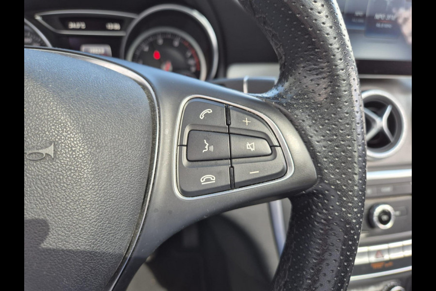 Mercedes-Benz CLA-Klasse Shooting Brake 180 Business Solution | schuifdak | halfleder | navigatie | stoelverwarming | trekhaak wegklapbaar Mercedes-Benz CLA-Klasse Shooting Brake 180 Business Solution | schuifdak | halfleder | navigatie | stoelverwarming | trekhaak wegklapbaar