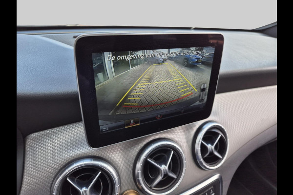 Mercedes-Benz CLA-Klasse Shooting Brake 180 Business Solution | schuifdak | halfleder | navigatie | stoelverwarming | trekhaak wegklapbaar Mercedes-Benz CLA-Klasse Shooting Brake 180 Business Solution | schuifdak | halfleder | navigatie | stoelverwarming | trekhaak wegklapbaar