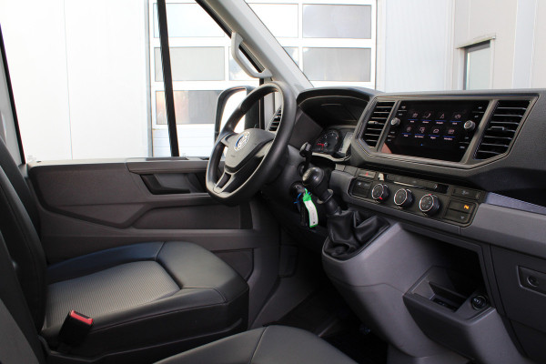 Volkswagen Crafter 35t 2.0 TDI L3H3 > Leer/Navi/Trekhaak/parkeersensoren...