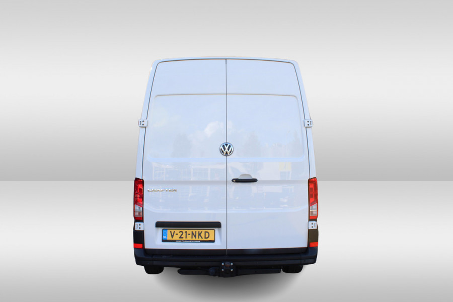 Volkswagen Crafter 35t 2.0 TDI L3H3 > Leer/Navi/Trekhaak/parkeersensoren...