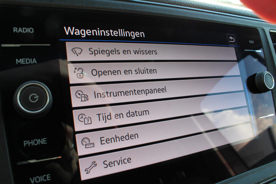 Volkswagen Crafter 35t 2.0 TDI L3H3 > Leer/Navi/Trekhaak/parkeersensoren...