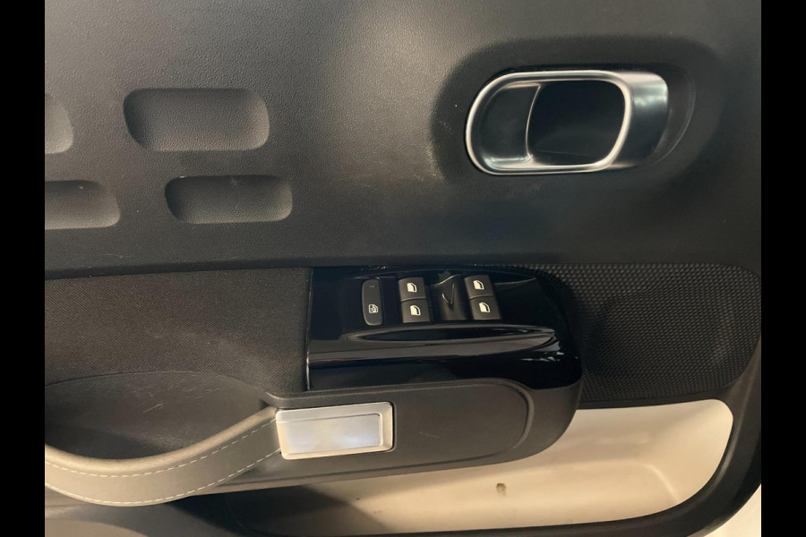 Citroën C3 1.2 PureTech S&S Shine AIRCO NAVI CRUISE BLUETOOTH CAMERA VELGEN ELEK RAMEN CENT VERG ZEER NETTE AUTO Citroën C3 1.2 PureTech S&S Shine AIRCO NAVI CRUISE BLUETOOTH CAMERA VELGEN ELEK RAMEN CENT VERG ZEER NETTE AUTO