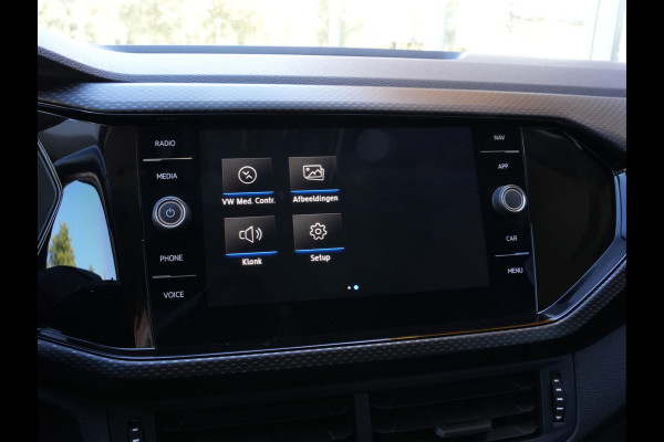 Volkswagen T-Cross 1.0 TSI Life Business | Navigatie | DAB | Adaptive Cruise | Climate Control
