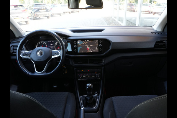 Volkswagen T-Cross 1.0 TSI Life Business | Navigatie | DAB | Adaptive Cruise | Climate Control