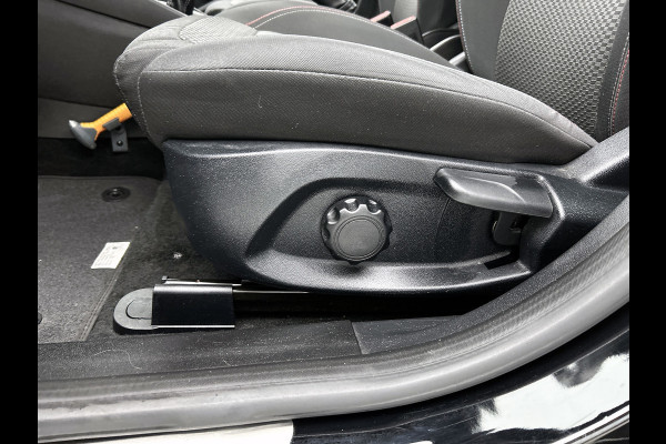 Ford Fiesta 1.0 EcoBoost ST-Line (NAVIGATIE, CARPLAY, LED, STUURBEDIENING, CLIMA, 1e EIGENAAR, GOED ONDERHOUDEN)