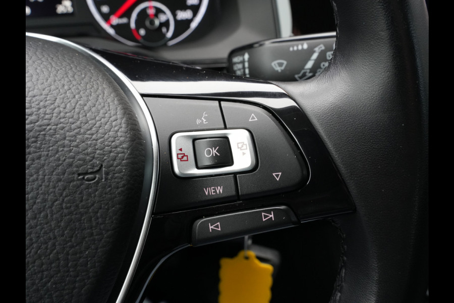 Volkswagen Polo 1.0 TSI Comfortline | Navigatie | Trekhaak | DAB | Adaptive Cruise Volkswagen Polo 1.0 TSI Comfortline | Navigatie | Trekhaak | DAB | Adaptive Cruise