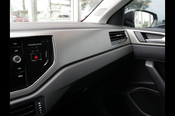 Volkswagen Polo 1.0 TSI Comfortline | Navigatie | Trekhaak | DAB | Adaptive Cruise Volkswagen Polo 1.0 TSI Comfortline | Navigatie | Trekhaak | DAB | Adaptive Cruise