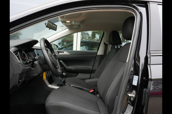 Volkswagen Polo 1.0 TSI Comfortline | Navigatie | Trekhaak | DAB | Adaptive Cruise Volkswagen Polo 1.0 TSI Comfortline | Navigatie | Trekhaak | DAB | Adaptive Cruise