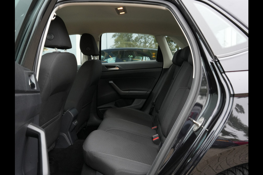 Volkswagen Polo 1.0 TSI Comfortline | Navigatie | Trekhaak | DAB | Adaptive Cruise Volkswagen Polo 1.0 TSI Comfortline | Navigatie | Trekhaak | DAB | Adaptive Cruise