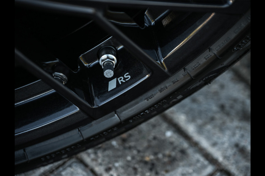 Audi A6 Avant 2.0 e-HYBRID QUATTRO S EDITION 299PK | S-SEATS | LUCHTVERING | PANORAMADAK | 360 CAMERA | EDITION ONE | B&O SOUND | HEAD-U