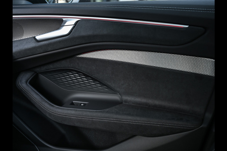 Audi A6 Avant 2.0 e-HYBRID QUATTRO S EDITION 299PK | S-SEATS | LUCHTVERING | PANORAMADAK | 360 CAMERA | EDITION ONE | B&O SOUND | HEAD-U