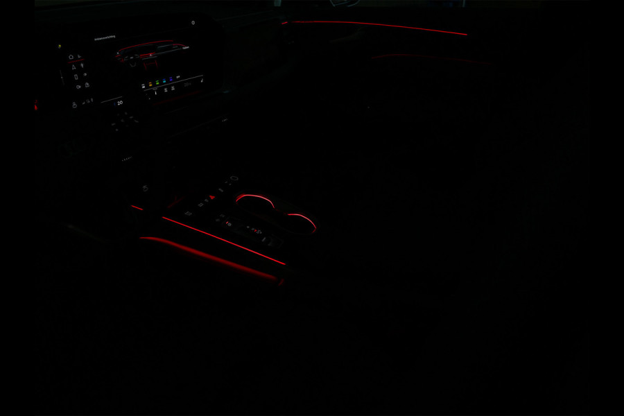 Audi A6 Avant 2.0 e-HYBRID QUATTRO S EDITION 299PK | S-SEATS | LUCHTVERING | PANORAMADAK | 360 CAMERA | EDITION ONE | B&O SOUND | HEAD-U