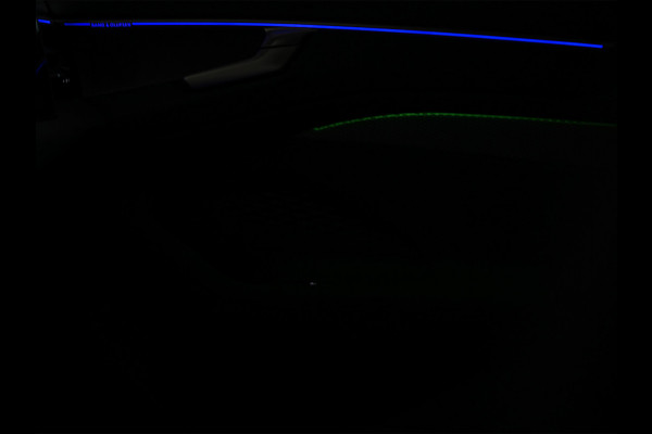 Audi A6 Avant 2.0 e-HYBRID QUATTRO S EDITION 299PK | S-SEATS | LUCHTVERING | PANORAMADAK | 360 CAMERA | EDITION ONE | B&O SOUND | HEAD-U