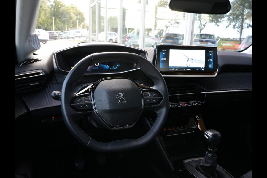 Peugeot 208 1.2 PureTech Allure Pack | Climate Control | DAB | Camera | Android/Apple Carplay Peugeot 208 1.2 PureTech Allure Pack | Climate Control | DAB | Camera | Android/Apple Carplay