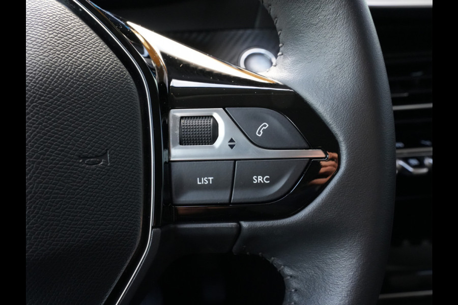 Peugeot 208 1.2 PureTech Allure Pack | Climate Control | DAB | Camera | Android/Apple Carplay Peugeot 208 1.2 PureTech Allure Pack | Climate Control | DAB | Camera | Android/Apple Carplay