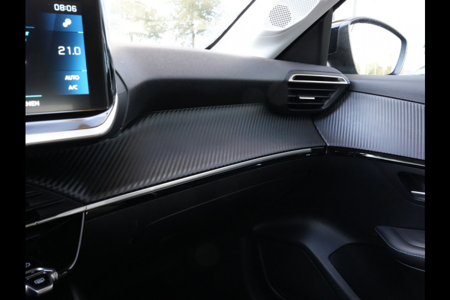 Peugeot 208 1.2 PureTech Allure Pack | Climate Control | DAB | Camera | Android/Apple Carplay Peugeot 208 1.2 PureTech Allure Pack | Climate Control | DAB | Camera | Android/Apple Carplay