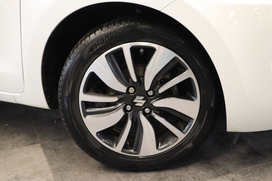 Suzuki Swift 1.2 Select 5-Drs. Navigatie Lmv Stoelverwarming Suzuki Swift 1.2 Select 5-Drs. Navigatie Lmv Stoelverwarming