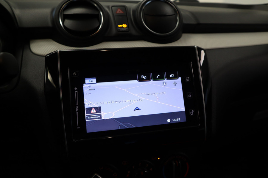 Suzuki Swift 1.2 Select 5-Drs. Navigatie Lmv Stoelverwarming Suzuki Swift 1.2 Select 5-Drs. Navigatie Lmv Stoelverwarming