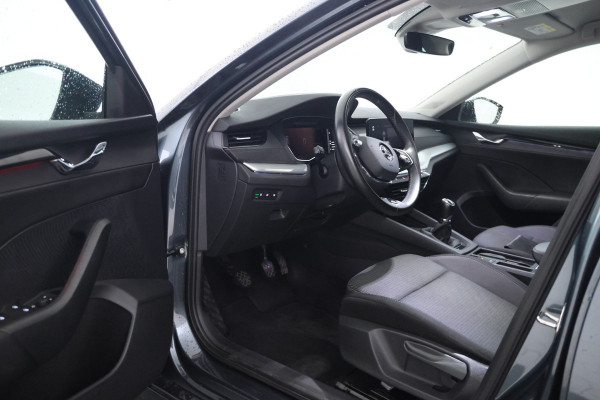 Škoda Octavia Combi 1.0 TSI Business Edition Plus Trekhaak, Digital Dash, Airco.
