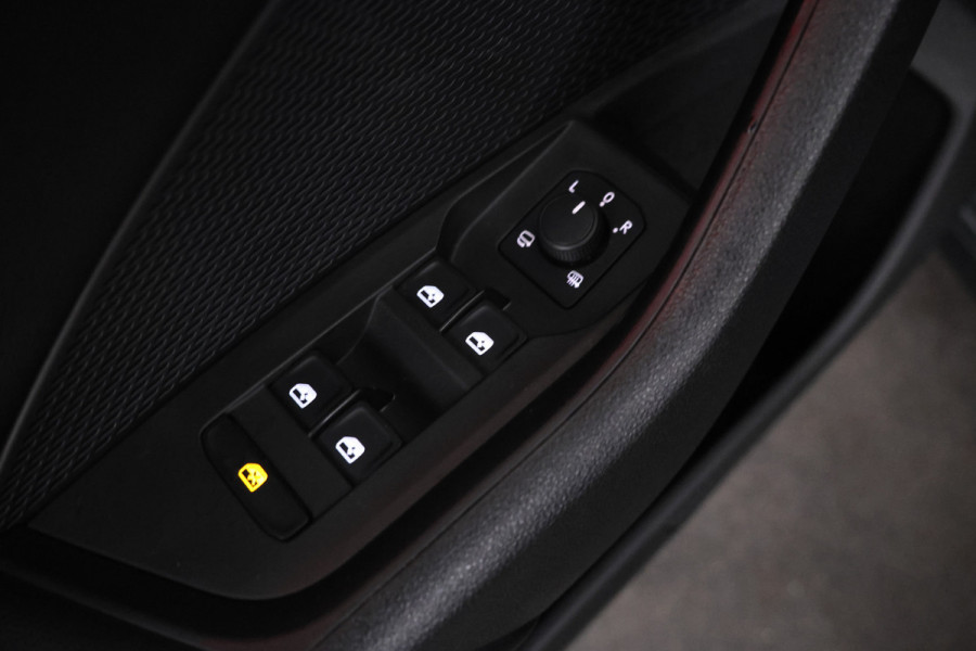 Škoda Octavia Combi 1.0 TSI Business Edition Plus Trekhaak, Digital Dash, Airco.