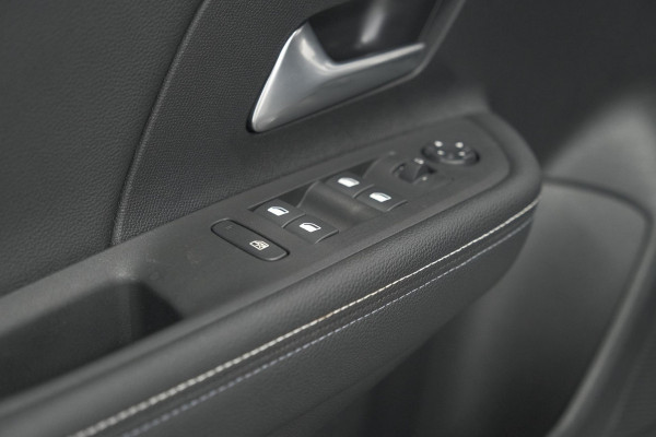 Opel Mokka Turbo 130 AT8 GS | Nieuw Model | Camera | Massagefunctie | Apple Carplay | Stoelverwarming Opel Mokka Turbo 130 AT8 GS | Nieuw Model | Camera | Massagefunctie | Apple Carplay | Stoelverwarming