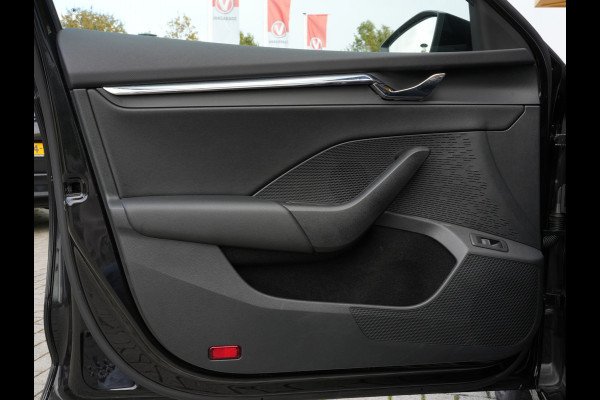 Škoda Octavia Combi 1.5 TSI First Edition | LED | Navigatie | Stoelverwarming | Android/Apple Carplay Škoda Octavia Combi 1.5 TSI First Edition | LED | Navigatie | Stoelverwarming | Android/Apple Carplay