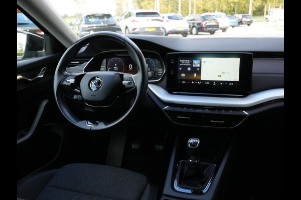 Škoda Octavia Combi 1.5 TSI First Edition | LED | Navigatie | Stoelverwarming | Android/Apple Carplay Škoda Octavia Combi 1.5 TSI First Edition | LED | Navigatie | Stoelverwarming | Android/Apple Carplay