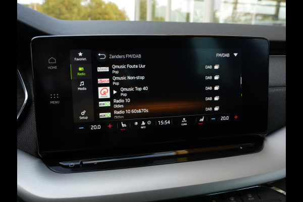 Škoda Octavia Combi 1.5 TSI First Edition | LED | Navigatie | Stoelverwarming | Android/Apple Carplay Škoda Octavia Combi 1.5 TSI First Edition | LED | Navigatie | Stoelverwarming | Android/Apple Carplay