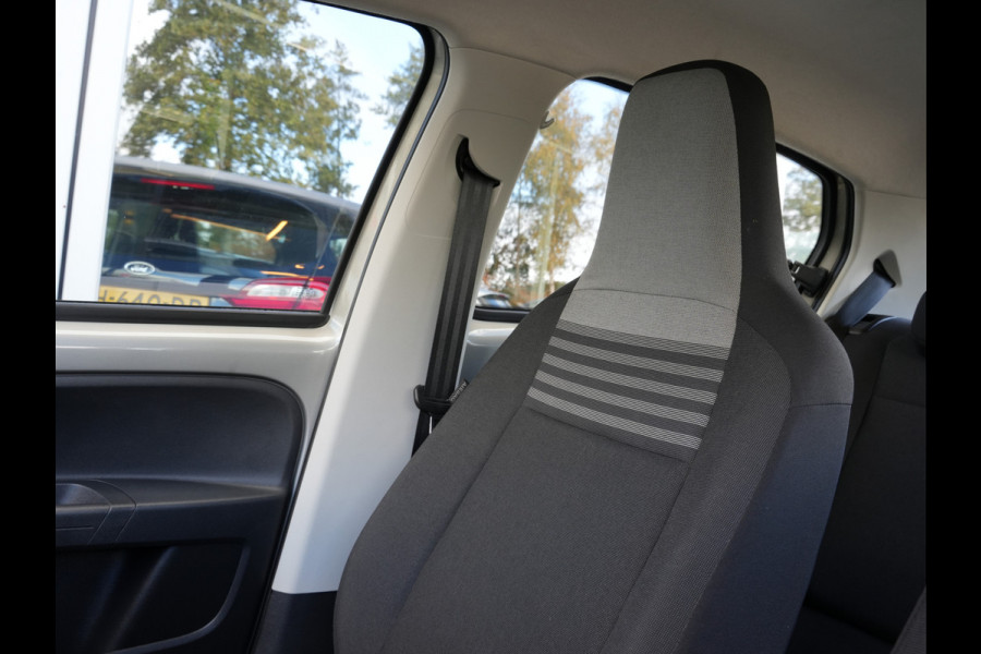 Volkswagen up! 1.0 BMT move up! | Airco | DAB | Bluetooth