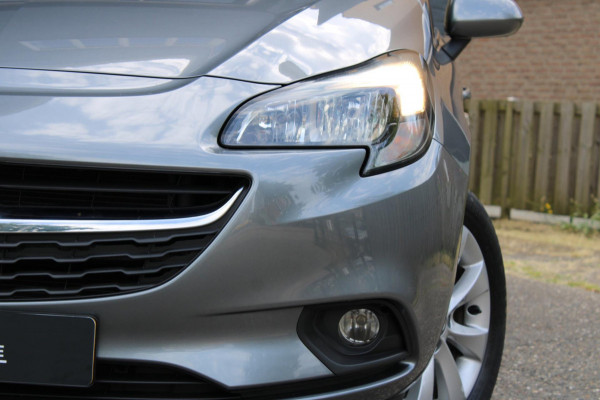 Opel Corsa 1.4 Favourite Airco Navi PDC Apple Carplay Nap Opel Corsa 1.4 Favourite Airco Navi PDC Apple Carplay Nap