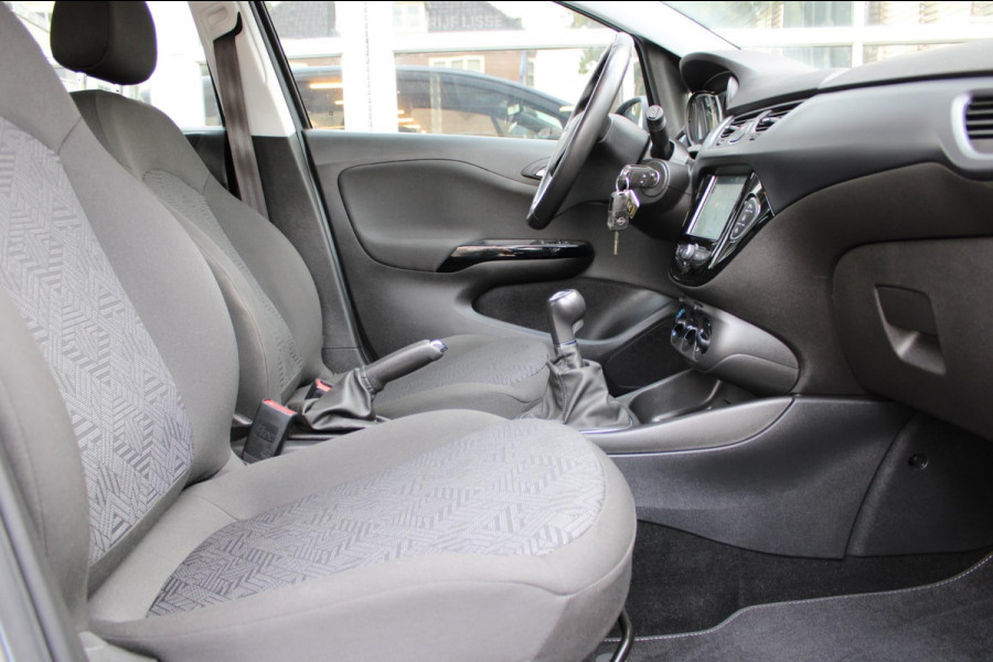 Opel Corsa 1.4 Favourite Airco Navi PDC Apple Carplay Nap Opel Corsa 1.4 Favourite Airco Navi PDC Apple Carplay Nap