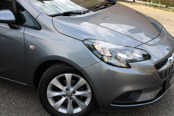 Opel Corsa 1.4 Favourite Airco Navi PDC Apple Carplay Nap Opel Corsa 1.4 Favourite Airco Navi PDC Apple Carplay Nap