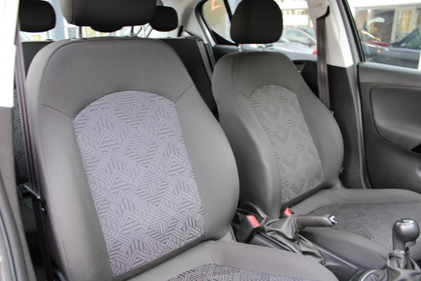 Opel Corsa 1.4 Favourite Airco Navi PDC Apple Carplay Nap Opel Corsa 1.4 Favourite Airco Navi PDC Apple Carplay Nap