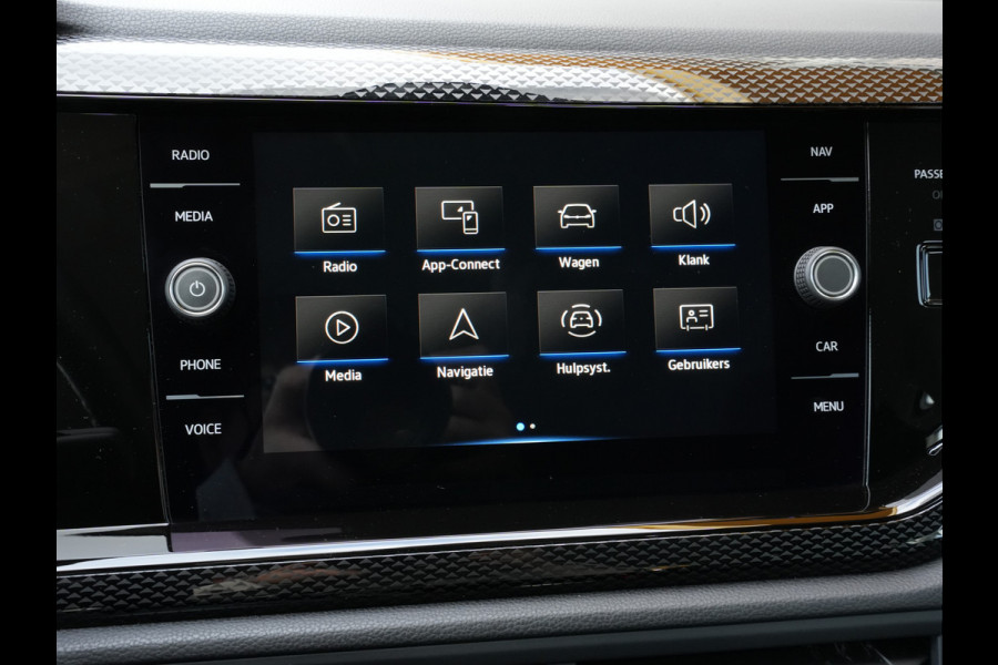 Volkswagen Taigo 1.0 TSI Life Business | Navigatie | Adaptive Cruise | Climate Control | Stoelverwarming