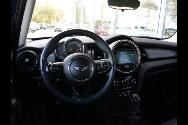 MINI Mini 1.5 Automaat Cooper Business | Navigatie | Climate Control | Regen+Licht Sensor MINI Mini 1.5 Automaat Cooper Business | Navigatie | Climate Control | Regen+Licht Sensor