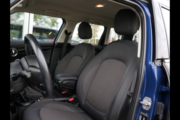 MINI Mini 1.5 Automaat Cooper Business | Navigatie | Climate Control | Regen+Licht Sensor MINI Mini 1.5 Automaat Cooper Business | Navigatie | Climate Control | Regen+Licht Sensor