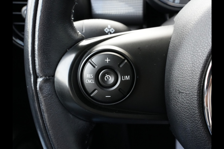 MINI Mini 1.5 Automaat Cooper Business | Navigatie | Climate Control | Regen+Licht Sensor MINI Mini 1.5 Automaat Cooper Business | Navigatie | Climate Control | Regen+Licht Sensor