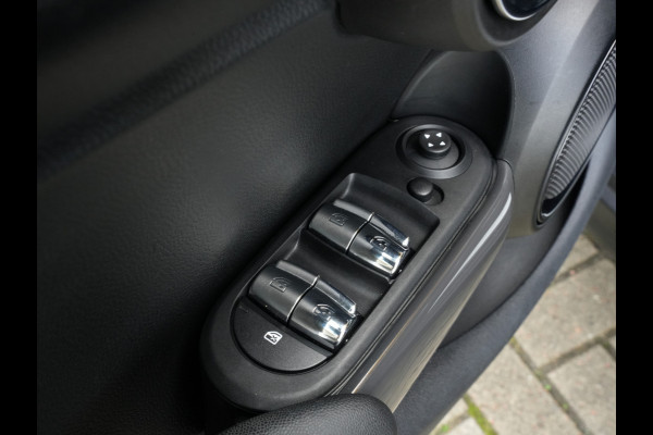 MINI Mini 1.5 Automaat Cooper Business | Navigatie | Climate Control | Regen+Licht Sensor MINI Mini 1.5 Automaat Cooper Business | Navigatie | Climate Control | Regen+Licht Sensor