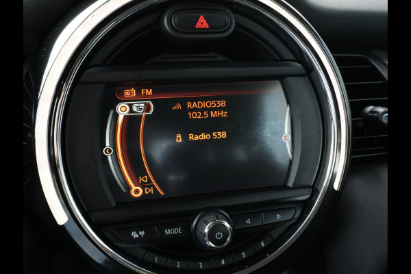 MINI Mini 1.5 Automaat Cooper Business | Navigatie | Climate Control | Regen+Licht Sensor MINI Mini 1.5 Automaat Cooper Business | Navigatie | Climate Control | Regen+Licht Sensor