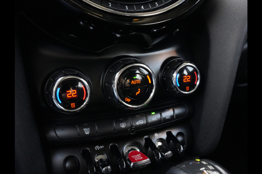 MINI Mini 1.5 Automaat Cooper Business | Navigatie | Climate Control | Regen+Licht Sensor MINI Mini 1.5 Automaat Cooper Business | Navigatie | Climate Control | Regen+Licht Sensor