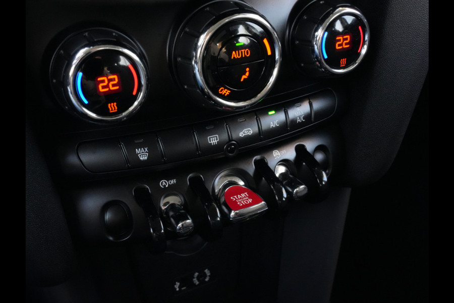 MINI Mini 1.5 Automaat Cooper Business | Navigatie | Climate Control | Regen+Licht Sensor MINI Mini 1.5 Automaat Cooper Business | Navigatie | Climate Control | Regen+Licht Sensor