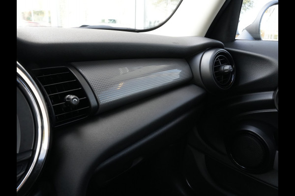 MINI Mini 1.5 Automaat Cooper Business | Navigatie | Climate Control | Regen+Licht Sensor MINI Mini 1.5 Automaat Cooper Business | Navigatie | Climate Control | Regen+Licht Sensor